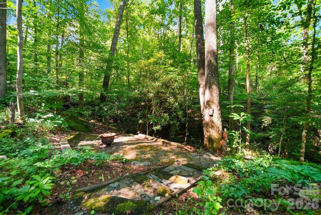 414 Stonecroft Drive SE, Lenoir, NC 28645