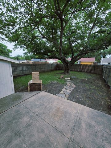2722 Clover Valley Drive, Garland, TX 75043