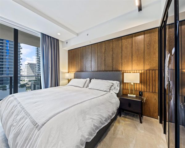 801 S Miami Ave 1201, Miami, FL 33130