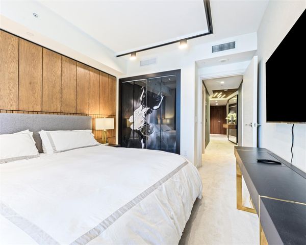 801 S Miami Ave 1201, Miami, FL 33130