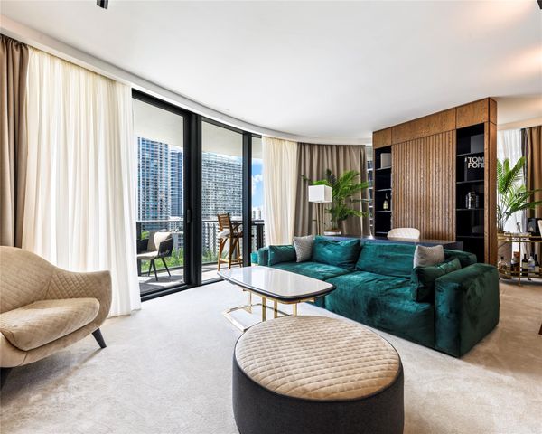 801 S Miami Ave 1201, Miami, FL 33130