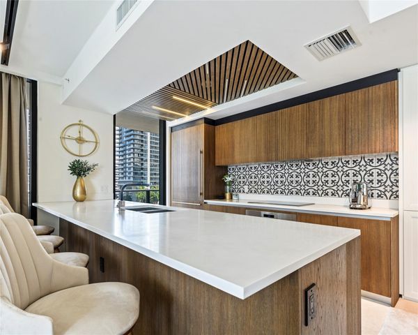 801 S Miami Ave 1201, Miami, FL 33130