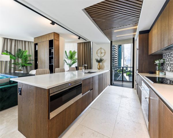 801 S Miami Ave 1201, Miami, FL 33130