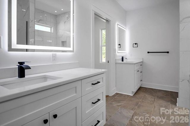 404 JC Dellinger Road, Cherryville, NC 28021