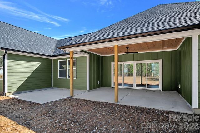 404 JC Dellinger Road, Cherryville, NC 28021