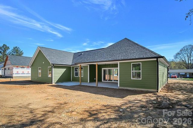 404 JC Dellinger Road, Cherryville, NC 28021