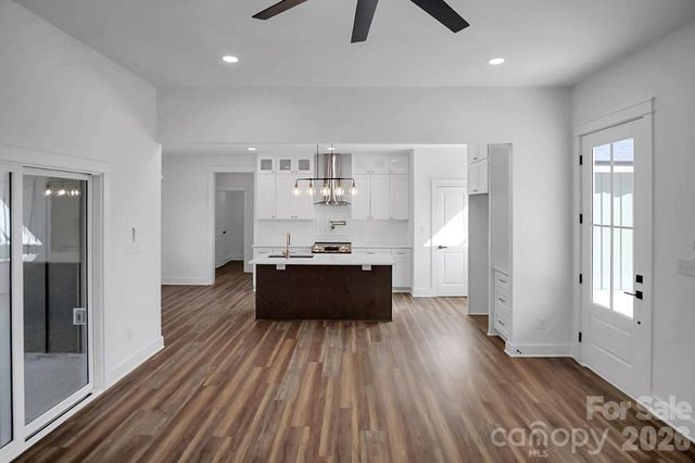 404 JC Dellinger Road, Cherryville, NC 28021