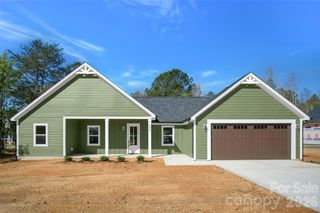 404 JC Dellinger Road, Cherryville, NC 28021