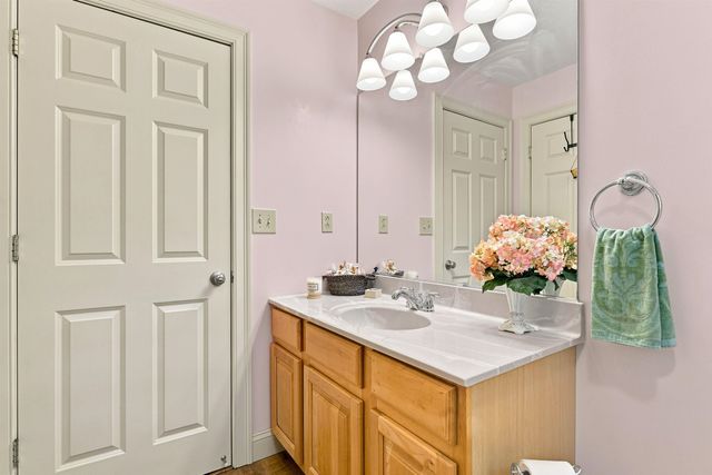 40 Lakewood Drive, Alton, NH 03810