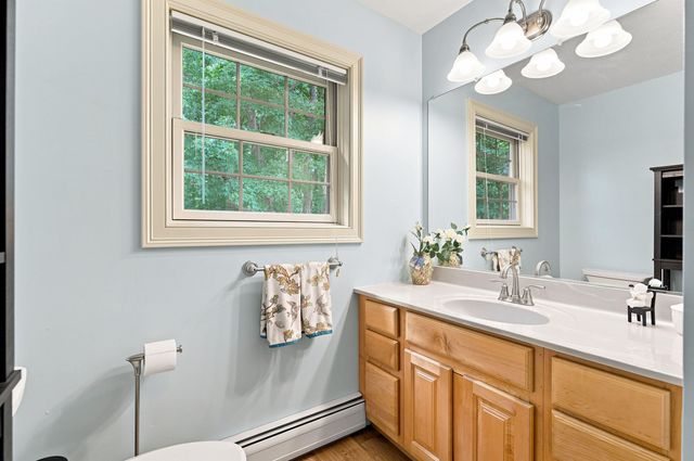 40 Lakewood Drive, Alton, NH 03810
