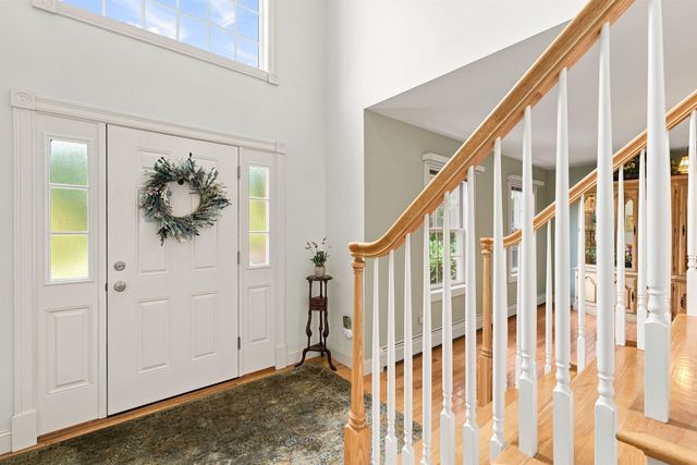 40 Lakewood Drive, Alton, NH 03810
