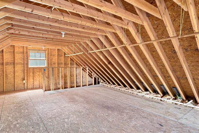40 Lakewood Drive, Alton, NH 03810