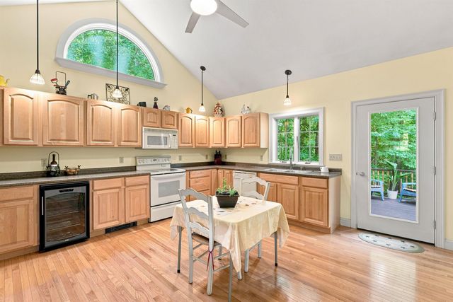 40 Lakewood Drive, Alton, NH 03810