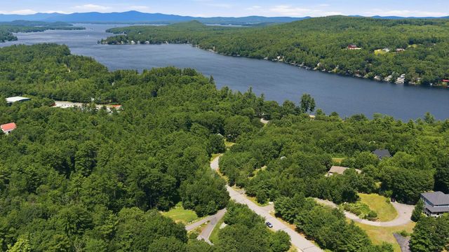 40 Lakewood Drive, Alton, NH 03810