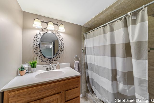 1601 Westwind Court, Laketon Twp, MI 49445