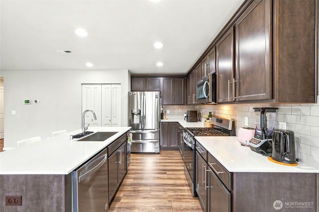 14926 18th Ave W, Lynnwood, WA 98087