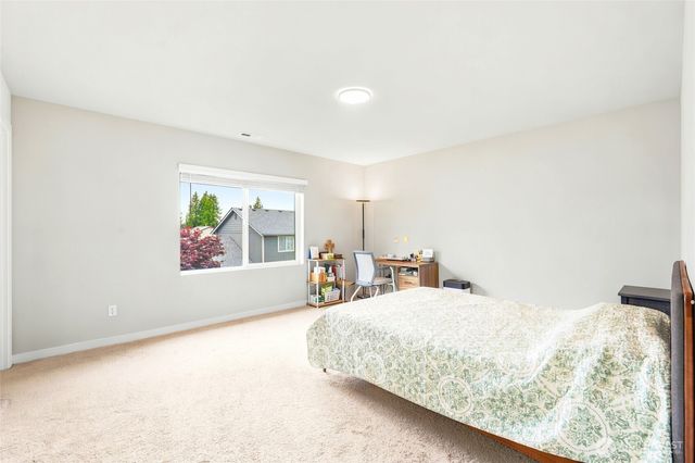 14926 18th Ave W, Lynnwood, WA 98087