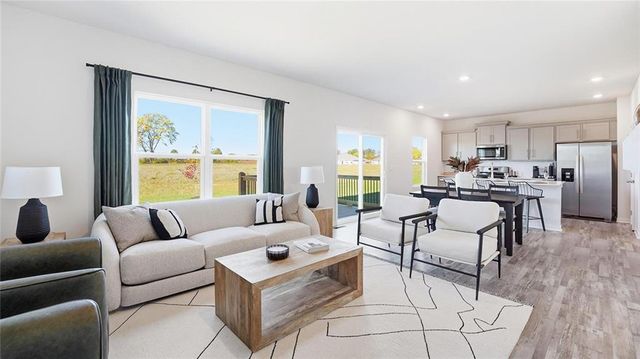 605 Fallen Leaf Drive, Belton, MO 64012