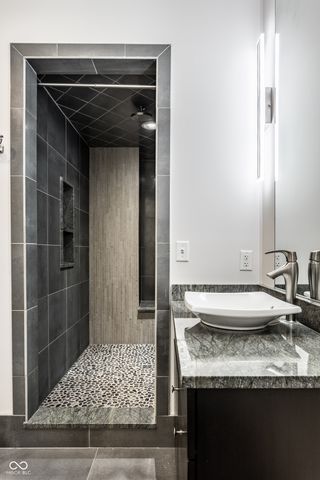 757 Massachusetts Avenue 201, Indianapolis, IN 46204