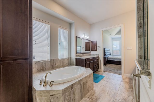 7757 Cooke Drive, Irving, TX 75063