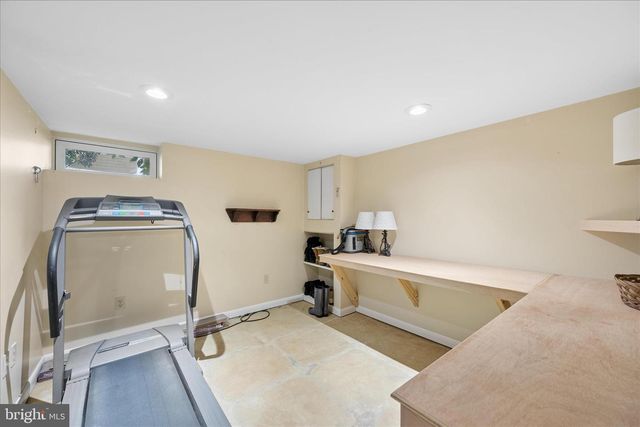 2041 OLD WESTMINSTER PIKE, Finksburg, MD 21048