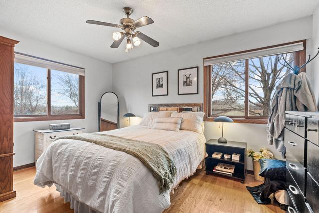 7731 Polaris Lane N, Maple Grove, MN 55311