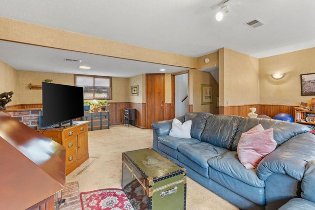 7731 Polaris Lane N, Maple Grove, MN 55311