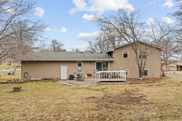 7731 Polaris Lane N, Maple Grove, MN 55311