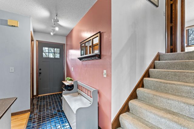 7731 Polaris Lane N, Maple Grove, MN 55311