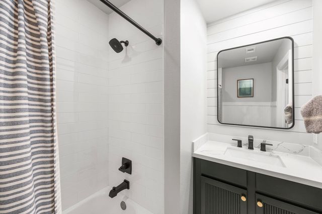 1604 White Street, Houston, TX 77007