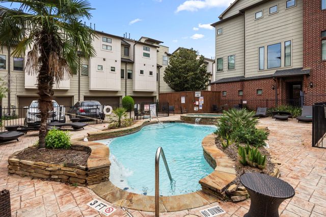 1604 White Street, Houston, TX 77007