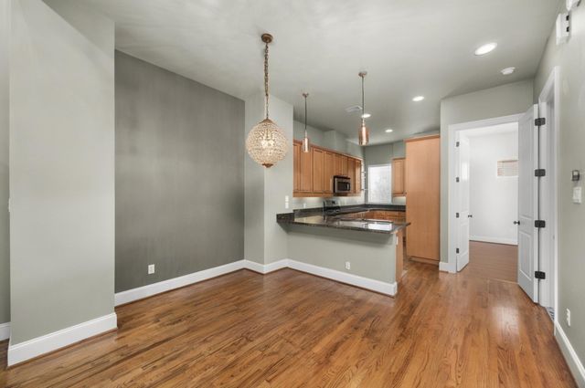 1604 White Street, Houston, TX 77007