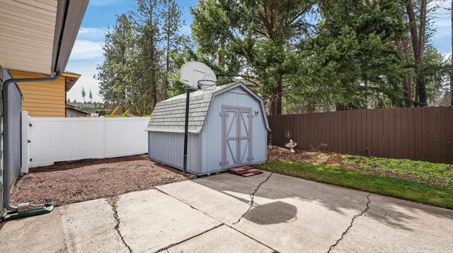 11407 N Post St, Spokane, WA 99218