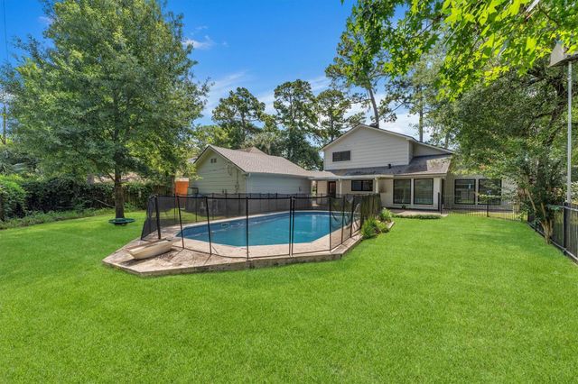 3318 Candleway Drive, Spring, TX 77388