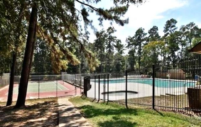 3318 Candleway Drive, Spring, TX 77388