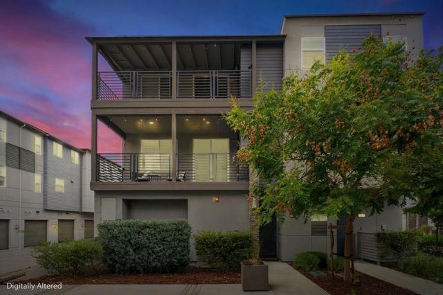 385 Line Street, Hayward, CA 94544