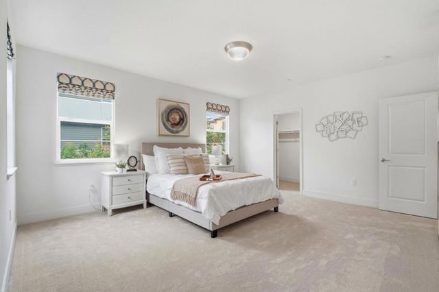 385 Line Street, Hayward, CA 94544