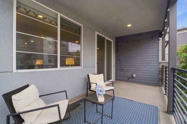 385 Line Street, Hayward, CA 94544
