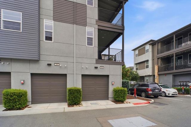 385 Line Street, Hayward, CA 94544