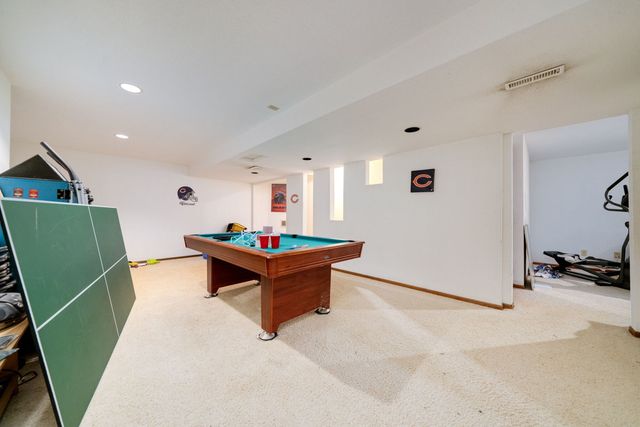 10124 Asbury Lane, Machesney Park, IL 61115