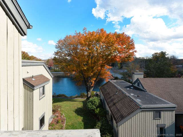 44 Heritage Village F, Southbury, CT 06488