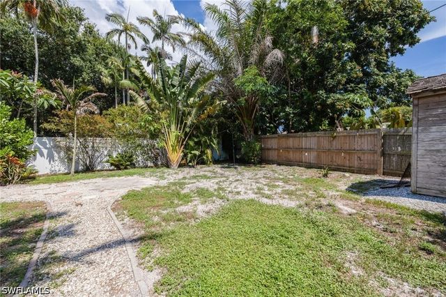1248 Frank Whiteman BLVD, Naples, FL 34103