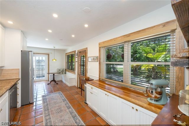 1248 Frank Whiteman BLVD, Naples, FL 34103