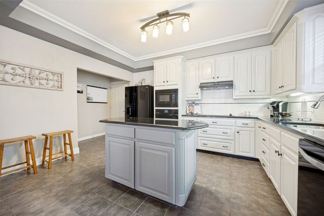 1105 Ellison Park Circle, Denton, TX 76205