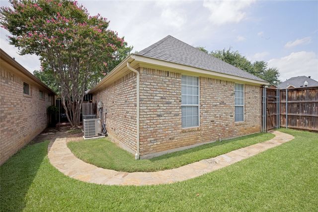 1105 Ellison Park Circle, Denton, TX 76205