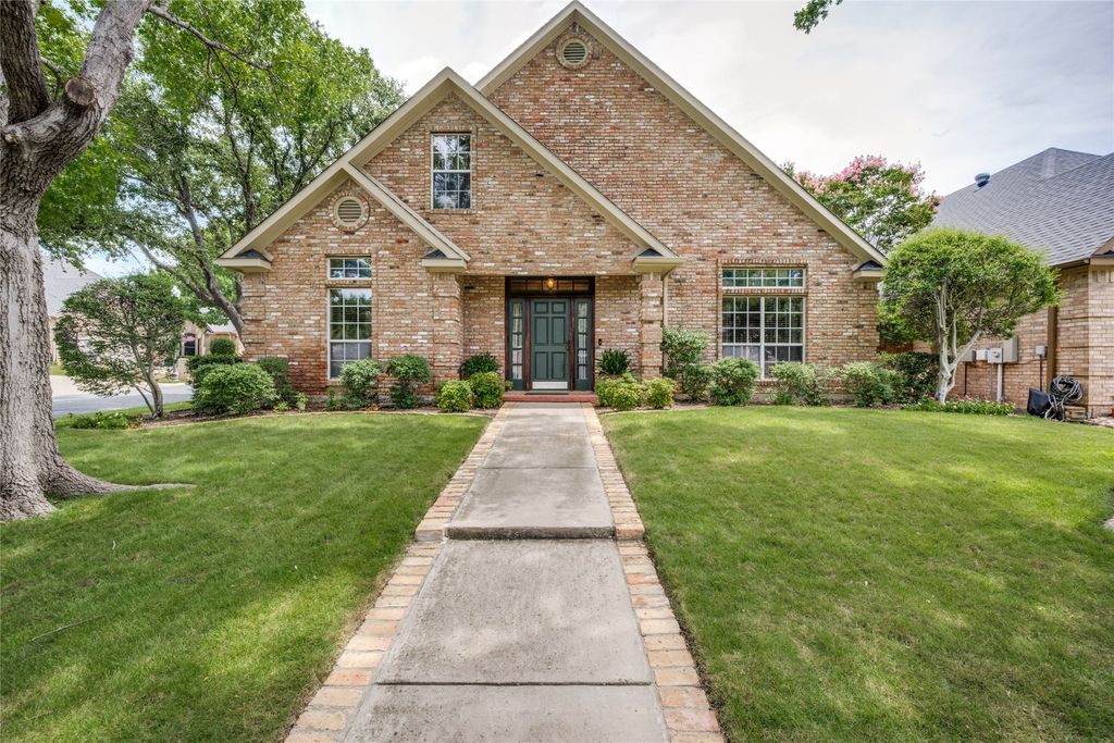 1105 Ellison Park Circle, Denton, TX 76205