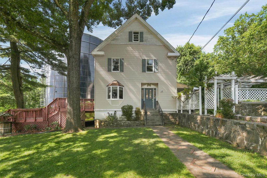 101 Elm Street, Cortlandt Manor, NY 10567 — exterior