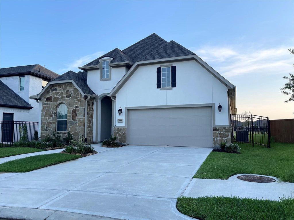 689 Cape Capri Drive, Katy, TX 77493