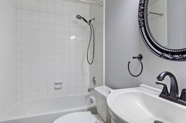 21803 Whispering Forest Drive, Kingwood, TX 77339