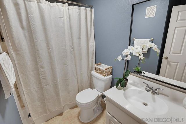 9728 Marilla Dr 205, Lakeside, CA 92040